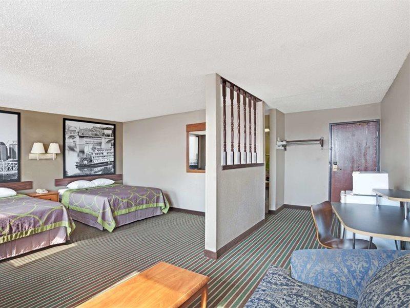 Super 8 By Wyndham Nashville/ Dntn/ Opryland Area Exterior foto