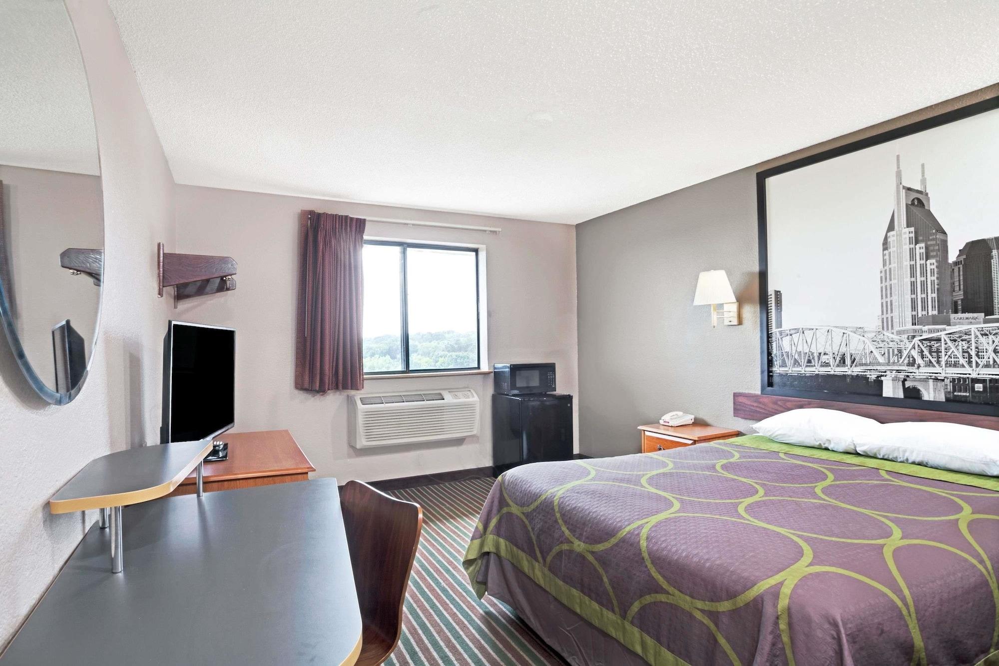 Super 8 By Wyndham Nashville/ Dntn/ Opryland Area Exterior foto